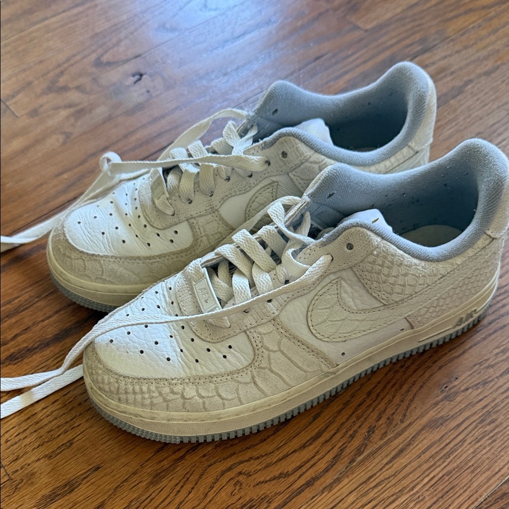 Women’s Nike Air Force 1 sneaker